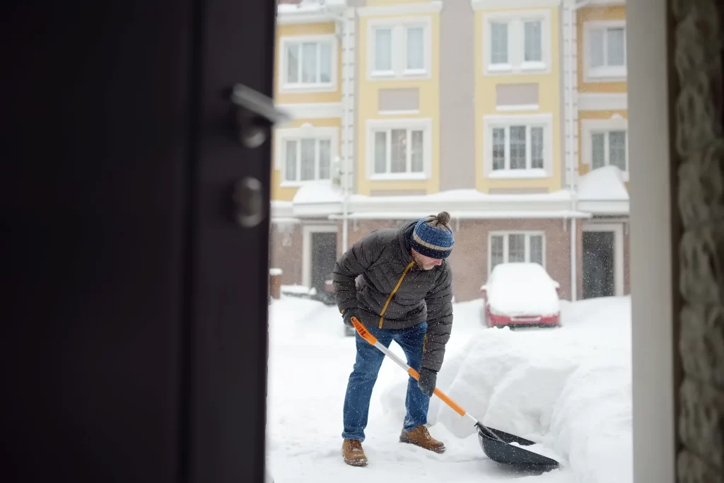 Ponderosa Pathways clears snow in Flagstaff Arizona